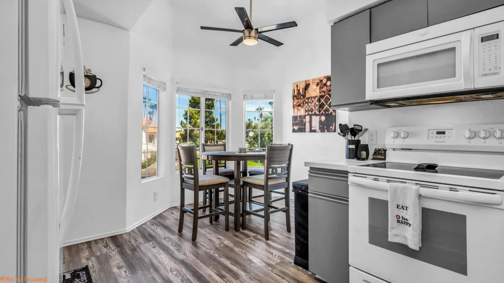 480 Evergreen Ash Drive, Palm Desert, California 92211 home-pic-8